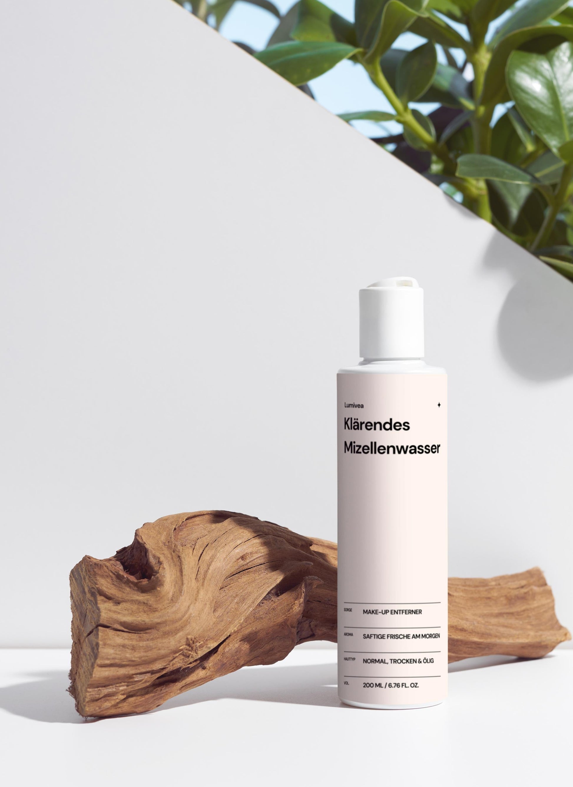 Klärendes Mizellenwasser